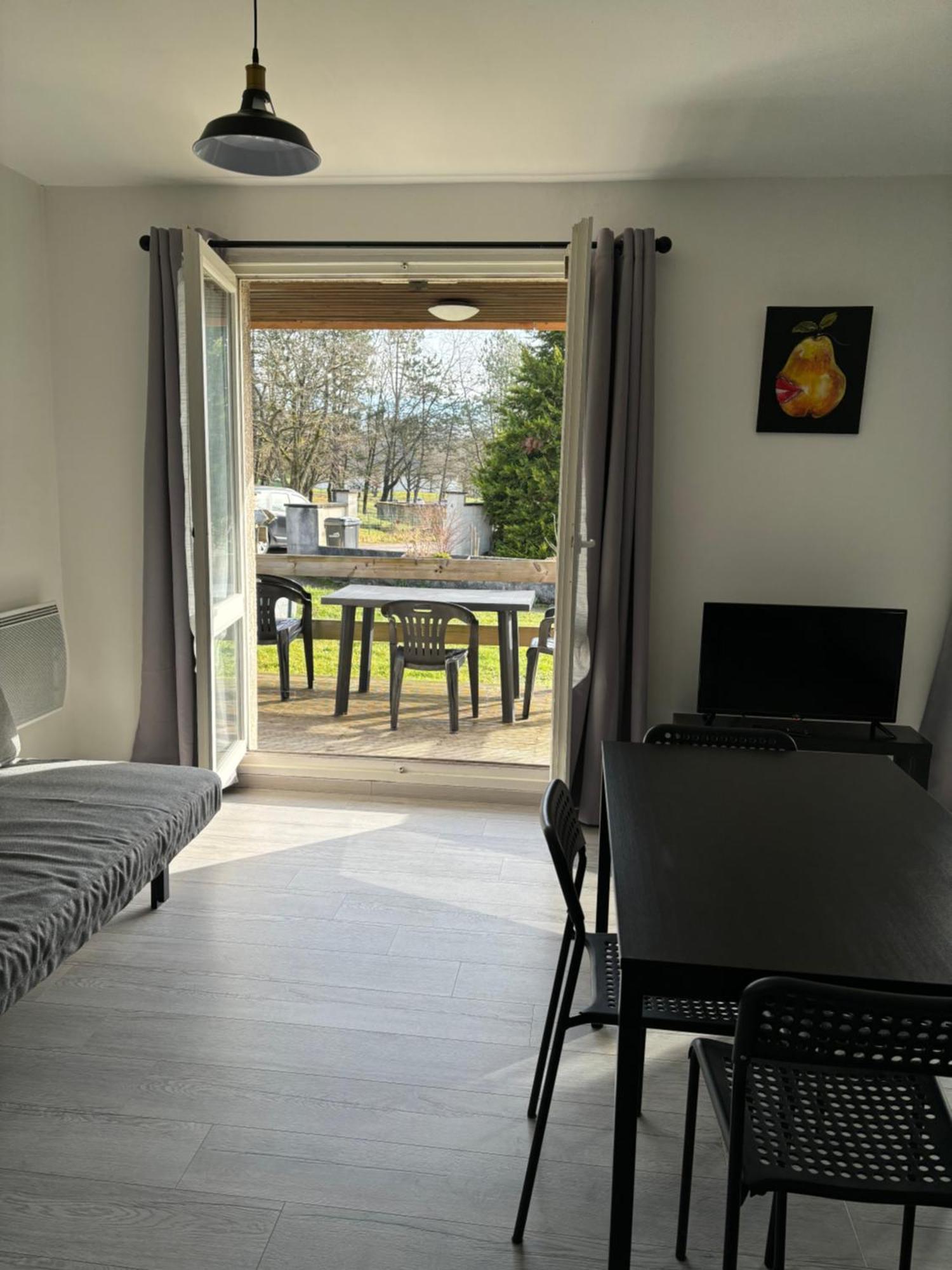 Studio Pivoine Avec Terrasse A Proximite De Mety Exteriér fotografie